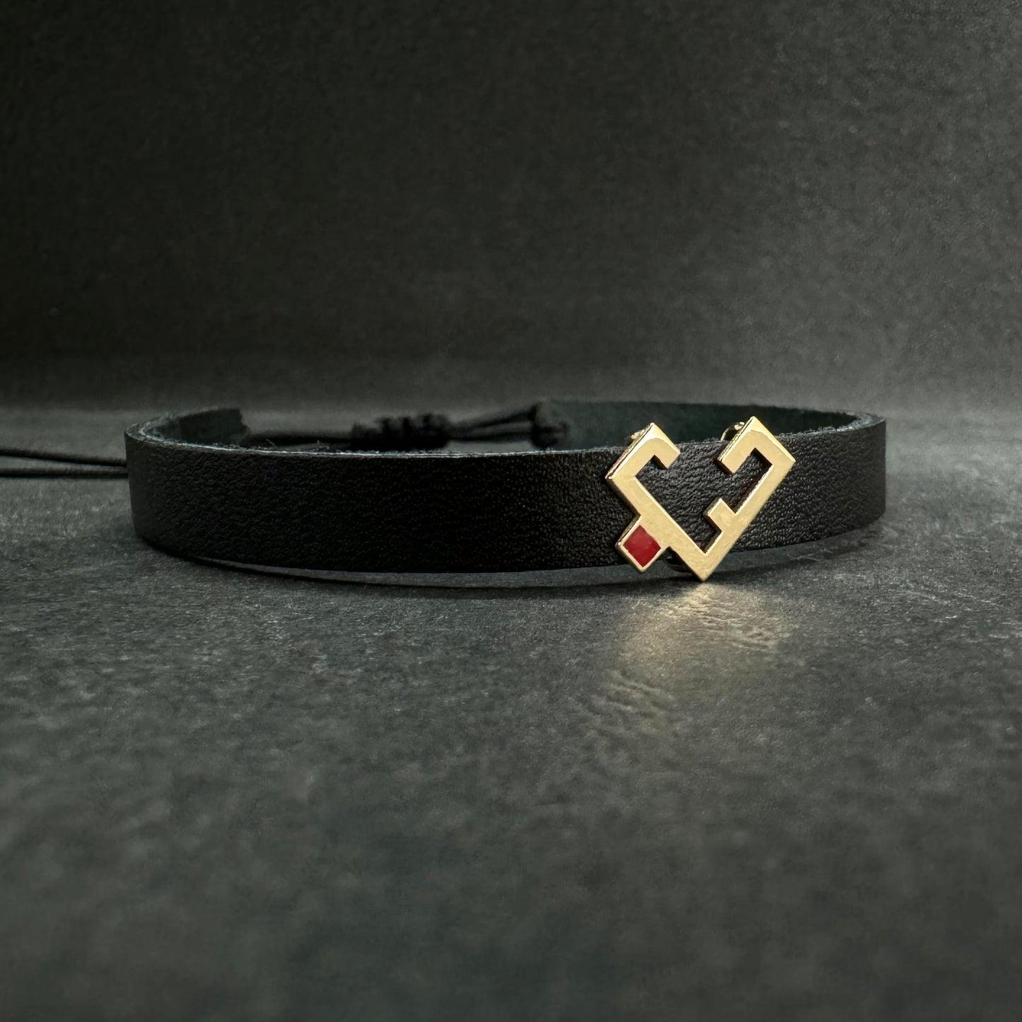 Hobb Bracelet